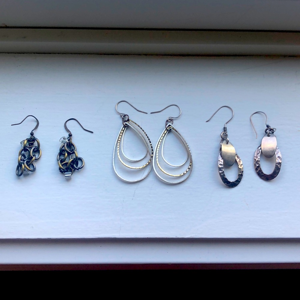 3 pairs of metal earrings